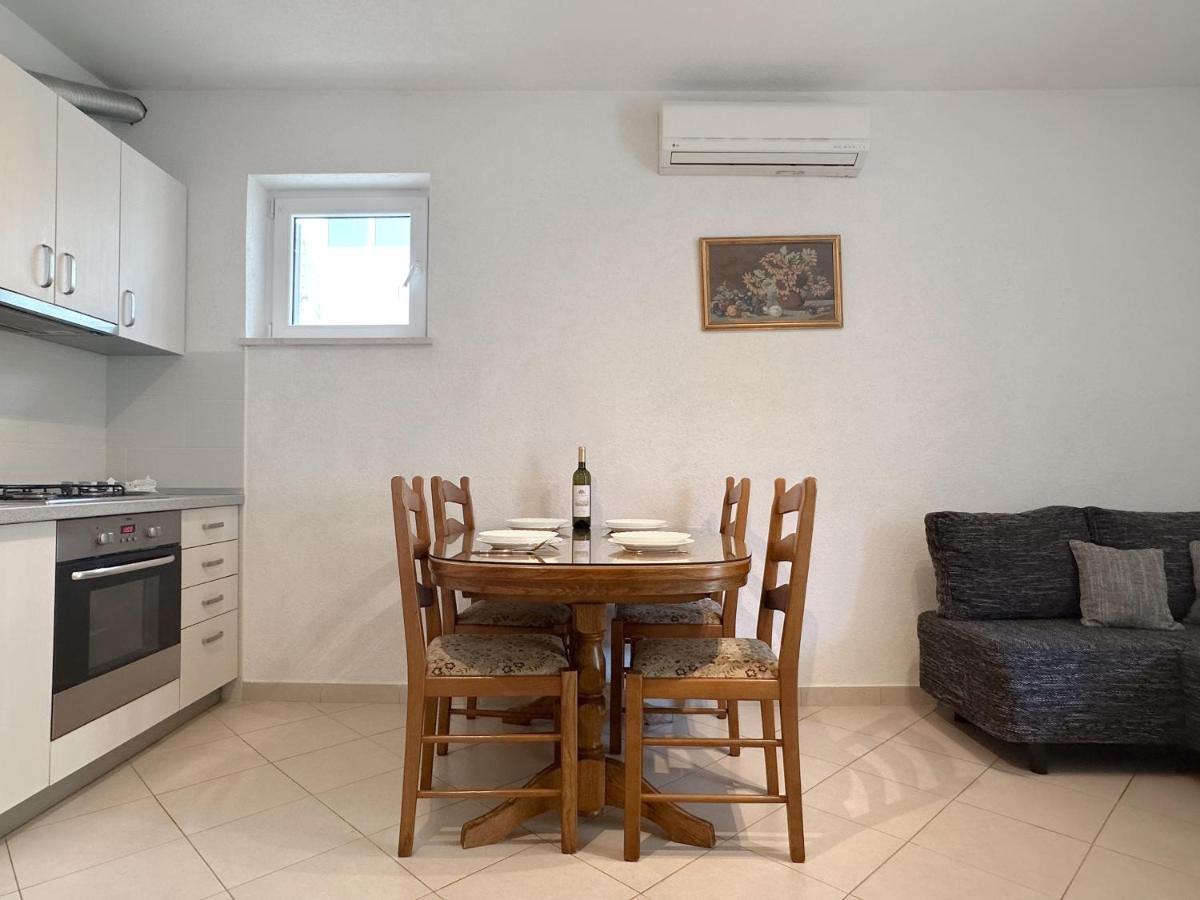 Apartments Paladin Makarska Exterior photo