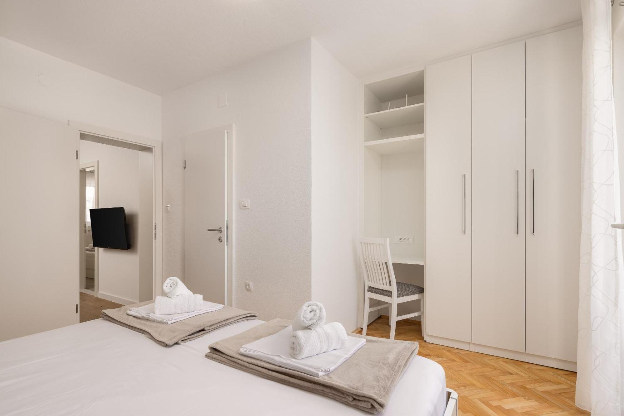 Apartments Paladin Makarska Exterior photo